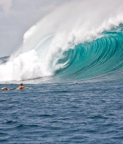 Surfing Through Time: The Legendary Figures of Portuguese Surf Culture