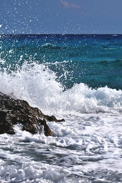 Soaking Up the Sun: The Benefits of Relaxation for Swell Seekers