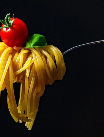 Where the Ocean Meets Caffeine: Surf-Friendly Cafes to Check Out in Portugal