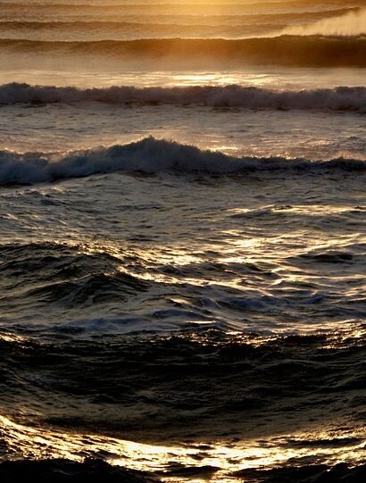 Wave Riders’ Guide: Discover the Hidden Surf Gems of Portugal