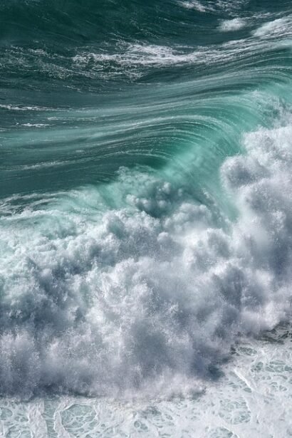 Riding the Wave of Recovery: The Importance of Rest Days for Surfers